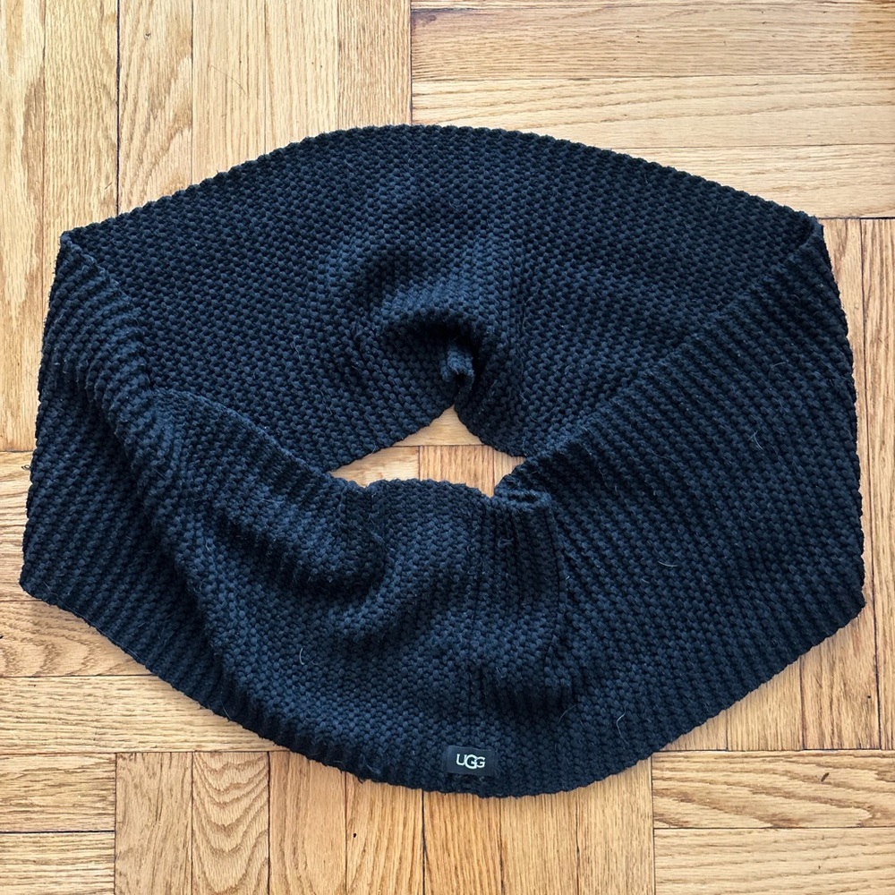 UGG Infinity Scarf
